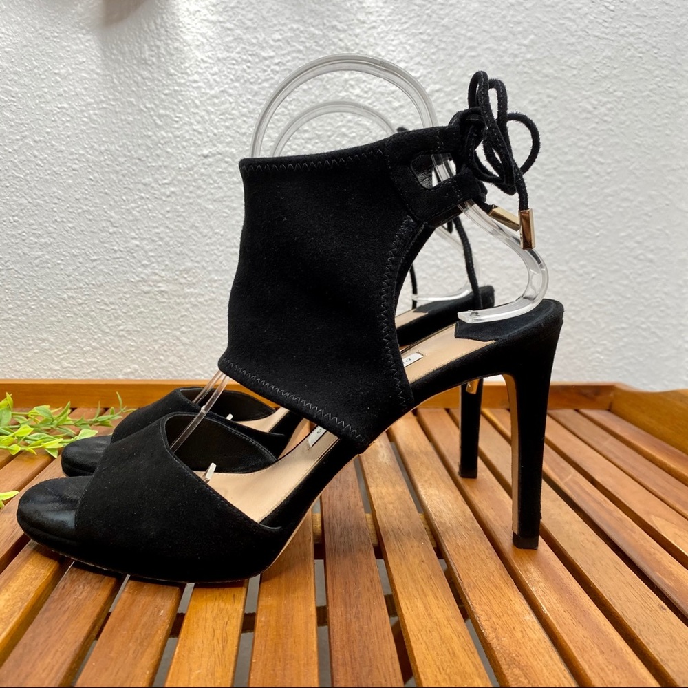 Diane von Furstenberg Black Suede Sandals 9
